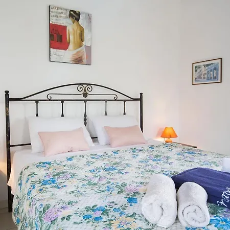 Marguerita House